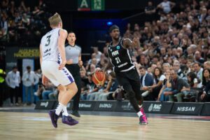 Η FIBA υποκλίνεται στον Πάτρικ Μπέβερλι – Η κίνηση που «ζάλισε» τον Φρέι (video)