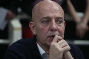 Μασιμιλιάνο Μενέτι: Ο βοηθός του Τρινκιέρι που αναλύει καθημερινά τον ΠΑΟΚ