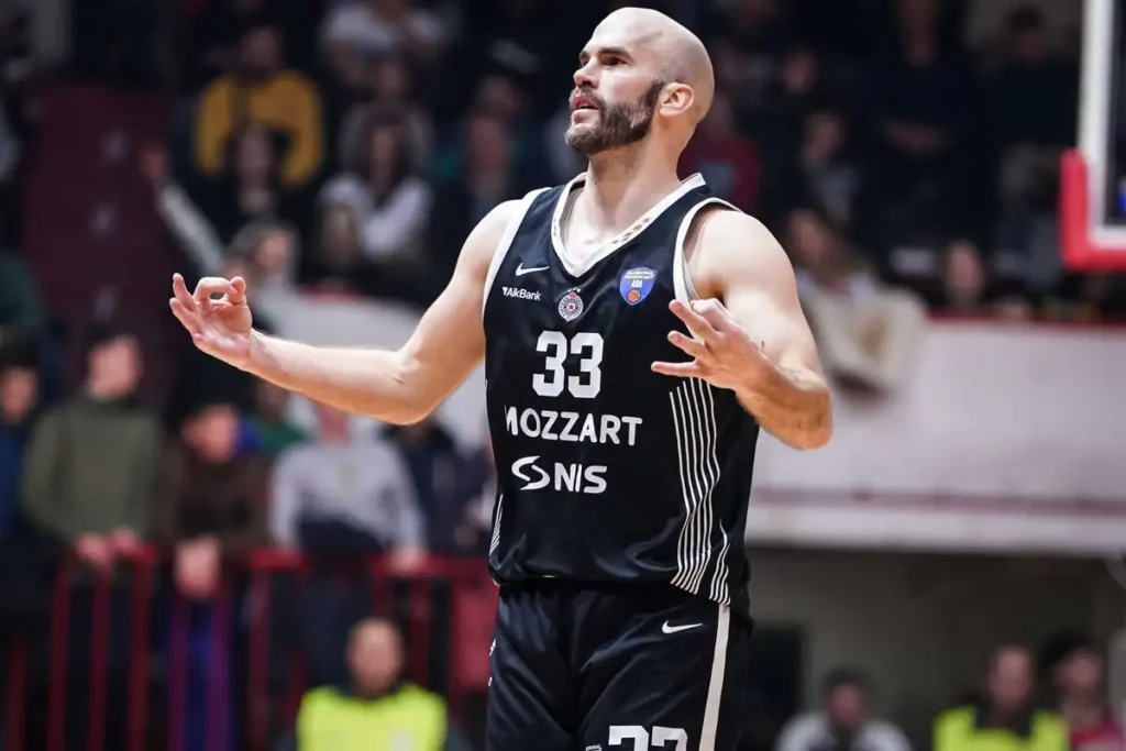 Ο Καλάθης τρέλανε κόσμο και αποθεώθηκε από τους φίλους της Παρτιζάν