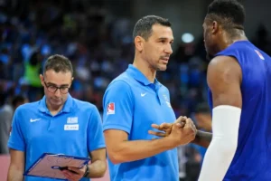 Ζήσης: «Ζούμε μία αλλαγή, οι ομάδες της Θεσσαλονίκης θα κοντράρουν στα ίσια Παναθηναϊκό και Ολυμπιακό»