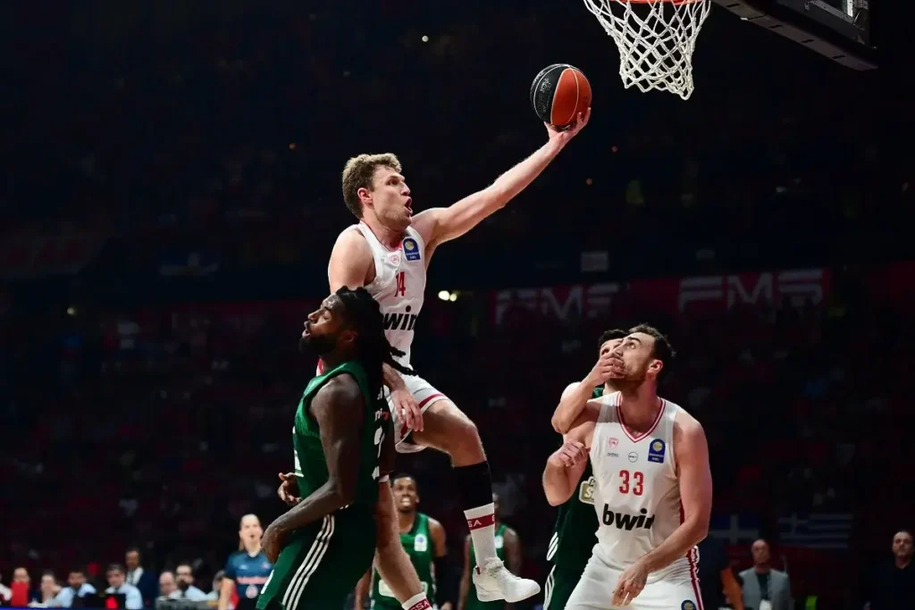 Ολυμπιακός - Παναθηναϊκός 82-76: Πήρε το Game 1 με... θρίλερ - Αιχμές του Αταμάν για τη διαιτησία