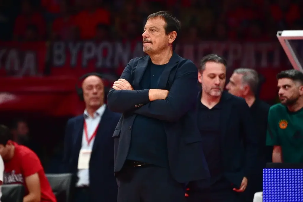 Οριστικό: Αποχωρεί από τον Παναθηναϊκό ο Εργκίν Αταμάν (video)
