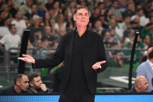 Ο Γιώργος Μπαρτζώκας ανανέωσε με τον Ολυμπιακό για τα επόμενα τρία χρόνια