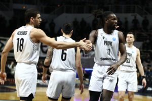 Συνεχίζουν στον ΠΑΟΚ Περσίδης και Ομορούγι!