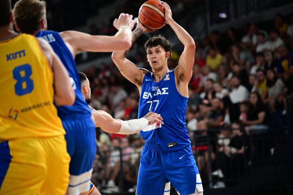Ρουμανία - Ελλάδα 73-66: Κατέρρευσε στα τελευταία λεπτά και γνώρισε την ήττα