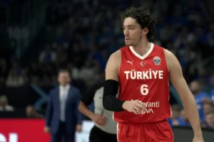 Οσμάν: «Πρέπει να δίνουμε πάντα το 100% – Θέλουμε να ανταποδώσουμε τη στήριξη των οπαδών μας»