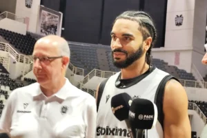 Μήτρου-Λονγκ: «Τα 6.000 διαρκείας μας δίνουν τεράστιο κίνητρο – Ο κόσμος του ΠΑΟΚ είναι παθιασμένος»