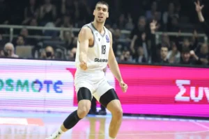 Περσίδης: «Ο ΠΑΟΚ αλλάζει επίπεδο - Για ό,τι χρειαστεί η ομάδα θα είμαι εκεί»