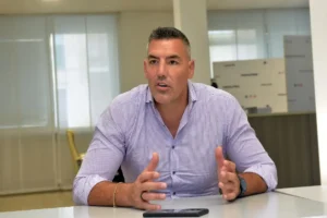 Λουίς Σκόλα: «Θέλουμε να είμαστε πρωταγωνιστές στο NBA Europe με τη Βαρέζε»