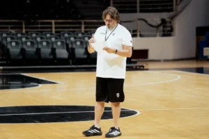 Η «σκακιέρα» του Τρινκιέρι: Αυτό είναι το νέο, ευρωπαϊκών προδιαγραφών προπονητικό επιτελείο του ΠΑΟΚ