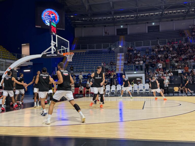 H προθέρμανση και παρουσίαση του ΠΑΟΚ στο Biella Forum (vids)