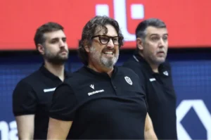 Τρινκιέρι: «Δεν καταλάβαμε τι σφύριζαν οι διαιτητές»