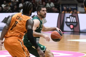 Άνετο πέρασμα του Παναθηναϊκού από την Πάτρα - Το πανόραμα της GBL