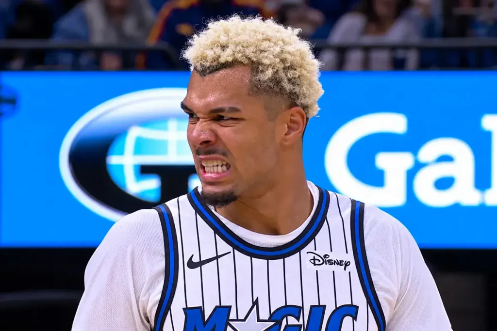 Απίθανο σκηνικό στο NBA: Ο Νόα Πεντά έγινε viral για ένα κάρφωμα που ακυρώθηκε για απίστευτο λόγο! (vid)