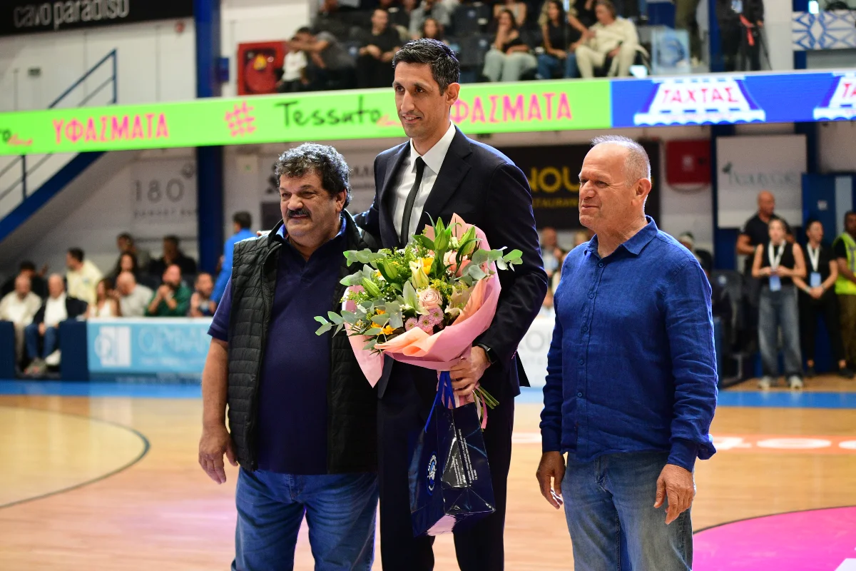 Τιμήθηκε ο Γιώργος Τσιάρας πριν το τζάμπολ (pics)