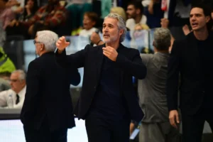 Ψήφος εμπιστοσύνης και νέο συμβόλαιο: Ο Βαγγέλης Ζιάγκος συνεχίζει στο τιμόνι της Μυκόνου